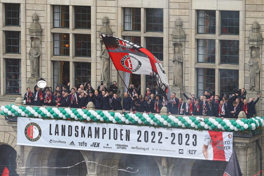 Foto: Feyenoord pas op: verbreek magie niet op transfermarkt