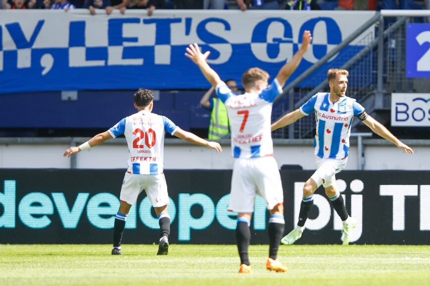 Foto: Heerenveen pakt laatste ticket Eredivisie-play-offs