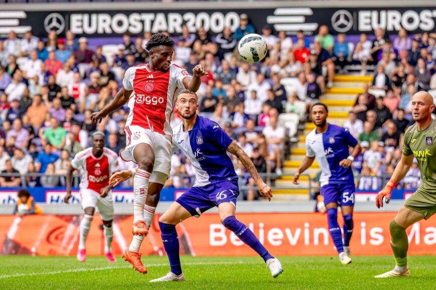 Foto: Ajax-duel met Anderlecht geeft Steijn hoop