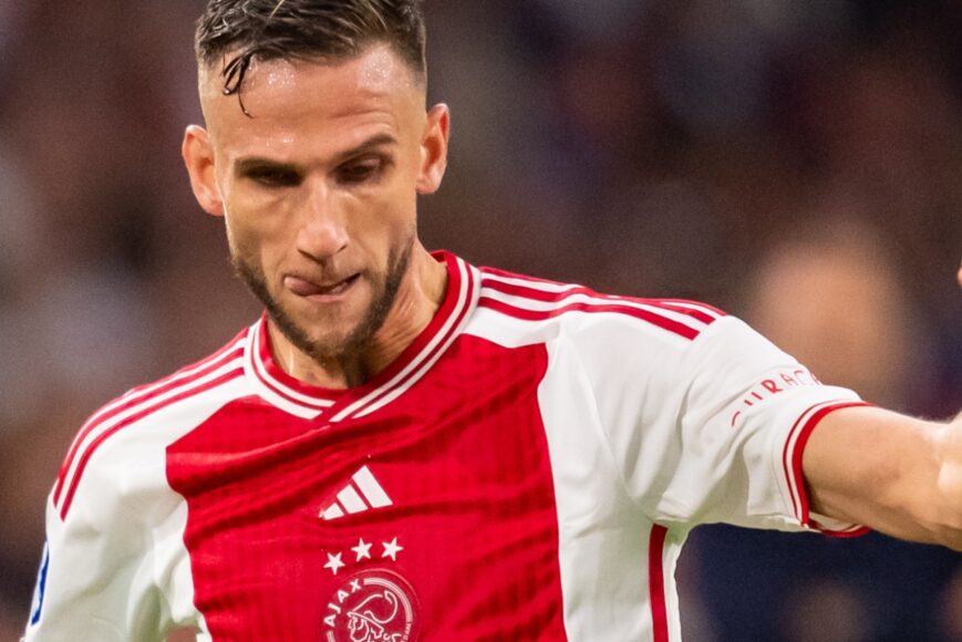 Foto: Video: Van den Boomen zet Ajax schitterend op voorsprong