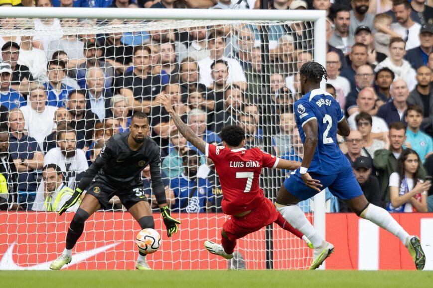 Foto: Chelsea en Liverpool houden elkaar in evenwicht