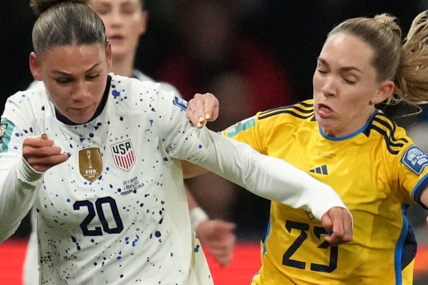 Foto: Zweedse dames knikkeren titelhouder VS uit het WK na strafschoppen