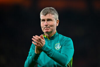 Oranje-tegenstander Ierland neemt afscheid van bondscoach