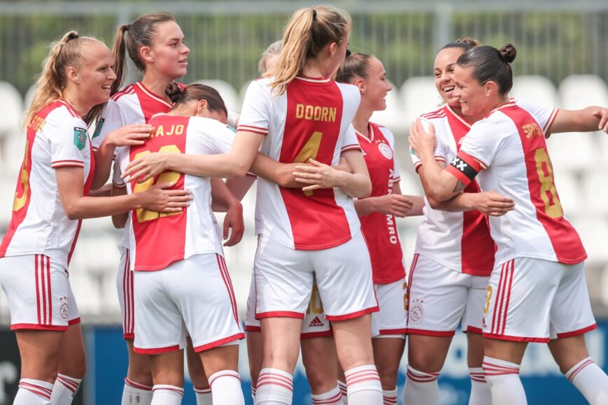 Foto: Geweldige opsteker voor Ajax Vrouwen
