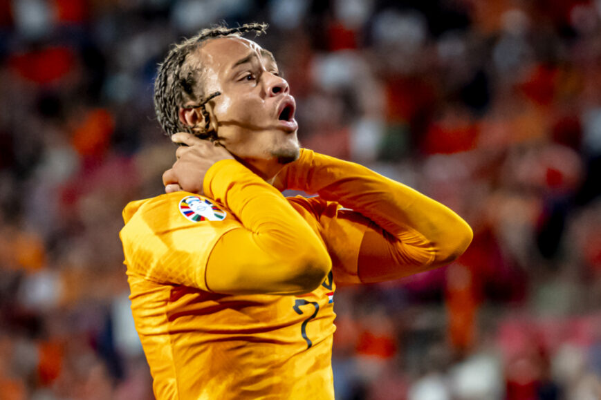 Foto: Van der Vaart smult van Oranje-talent: ‘Een heerlijke actie’