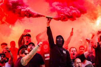 KNVB en Ajax: Alsjeblieft F-Side, anders nog iets?