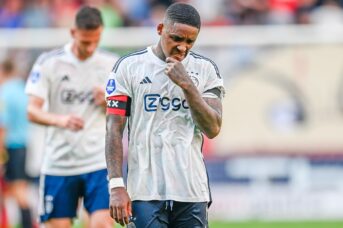 ‘Elftal Ajax-spelers over een jaar al weer weg, Bergwijn misschien ook wel’