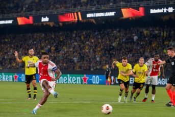 UEFA heeft straf in petto voor Ajax en Feyenoord