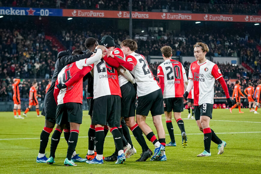 Foto: Feyenoord-publiek verwend: “Je mag fluiten, maar…”