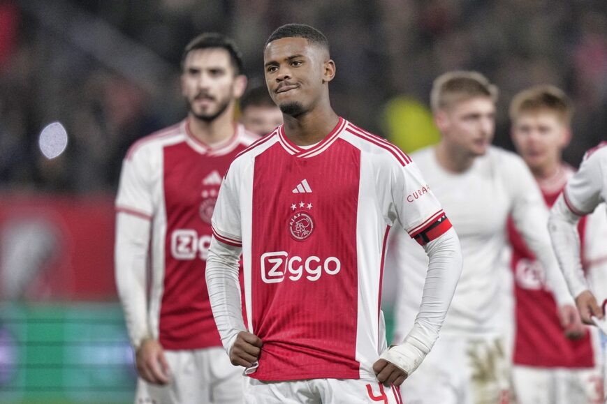 Foto: Ajax-fans krijgen zorgwekkend nieuws