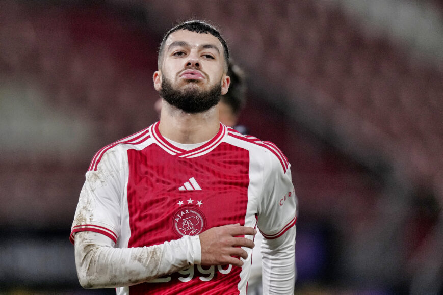 Foto: Mikautadze ‘vroeg zich af wat hij bij Ajax deed’