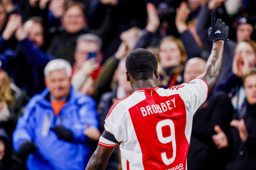 Foto: ‘Brobbey kon naar Manchester United, Ajax zat dwars’