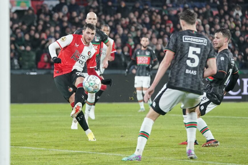 Foto: PSV kan op zoek naar winterbanden na blamage Feyenoord