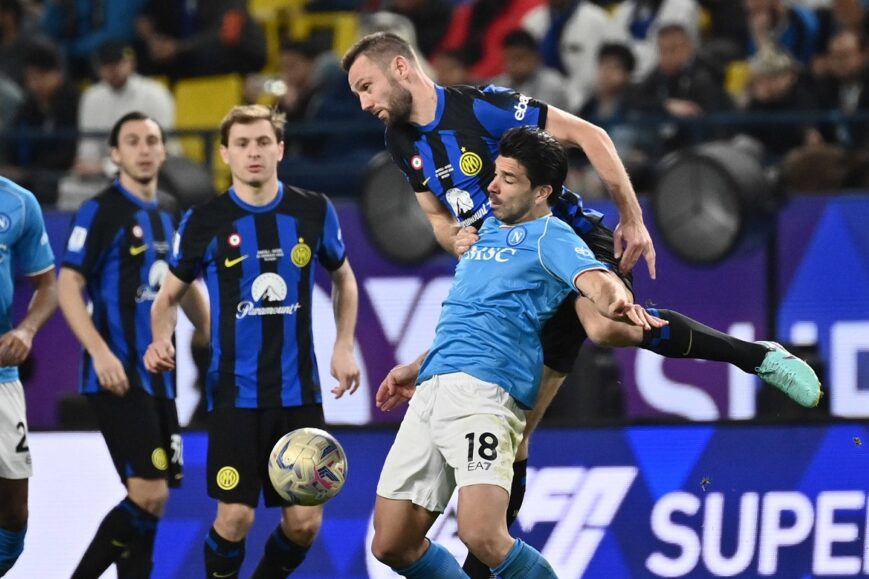 Foto: Inter wint Italiaanse Supercup in blessuretijd