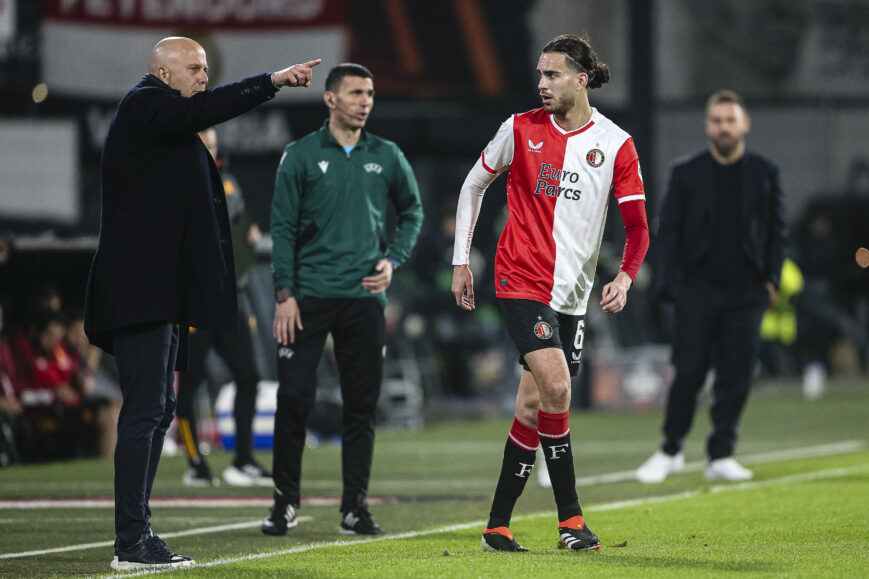 Foto: Zerrouki juicht Feyenoord-transfer toe: “Als hij mij iets zou vragen…”