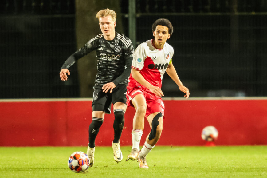 Foto: Rijkhoff legt uit hoe hij zich wil ontwikkelen bij Ajax