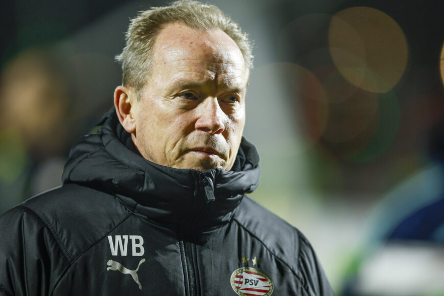 Foto: Jong PSV-trainer kondigt vertrek aan: “Tijd voor een volgende stap”
