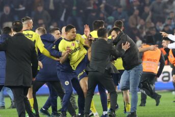 Fenerbahçe overweegt uit Süper Lig te stappen