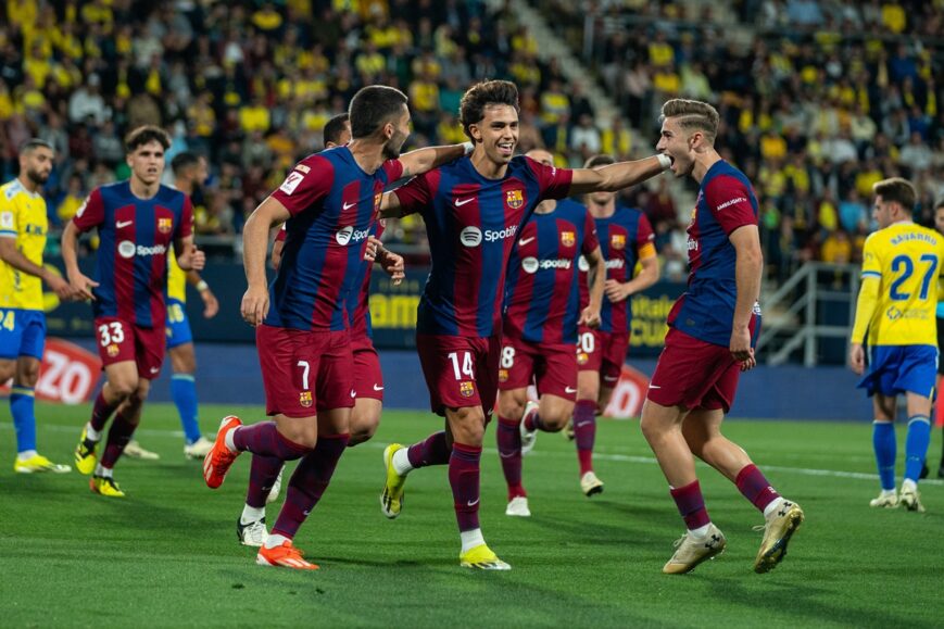 Foto: Barça bindt na Paris Saint-Germain ook Cádiz aan zegekar