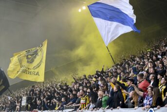 Last van schouders: Vitesse mag seizoen afmaken