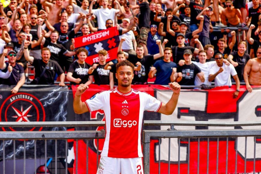 Foto: ‘Ereronde ná Ajax – Almere verklapt: transfer op komst’