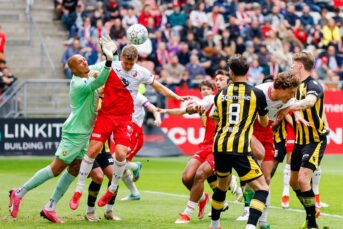 FC Utrecht worstelt zich langs Vitesse