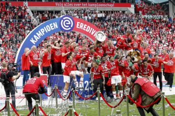 Eindhoven loopt vol: PSV viert feest